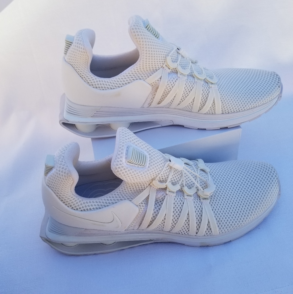 Nike fashion sneakers